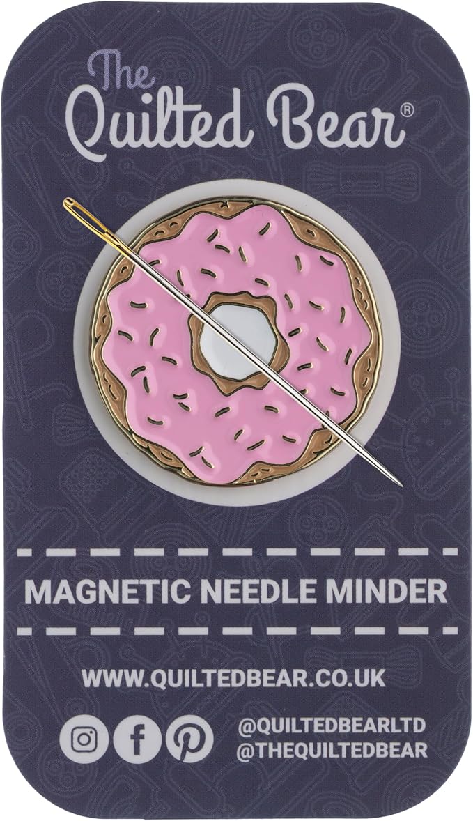 The Quilted Bear Needle Minder by TheQuiltedBearsProducts