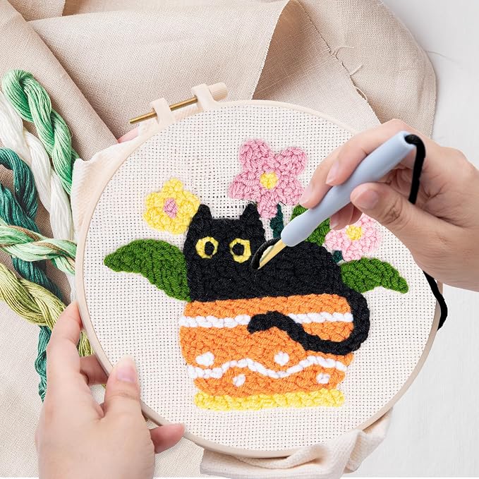 Louise Maelys Cat Plant Pattern Embroidery Kit - Image 5