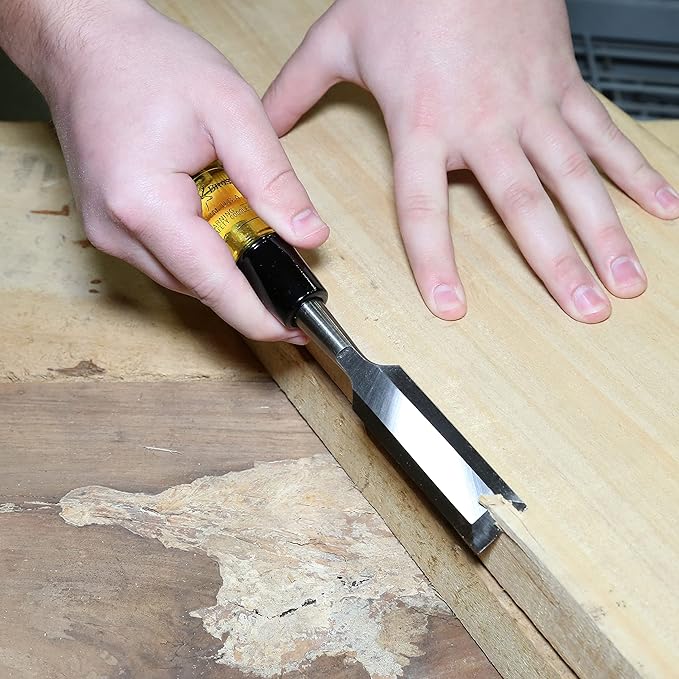 Buck Brothers 120105BC 3/4" Wood Chisel Made in USA, For Paring and Finishing Cuts in Carpentry and Woodworking, Tempered Tool Steel Blade, Mallet-Safe Handle