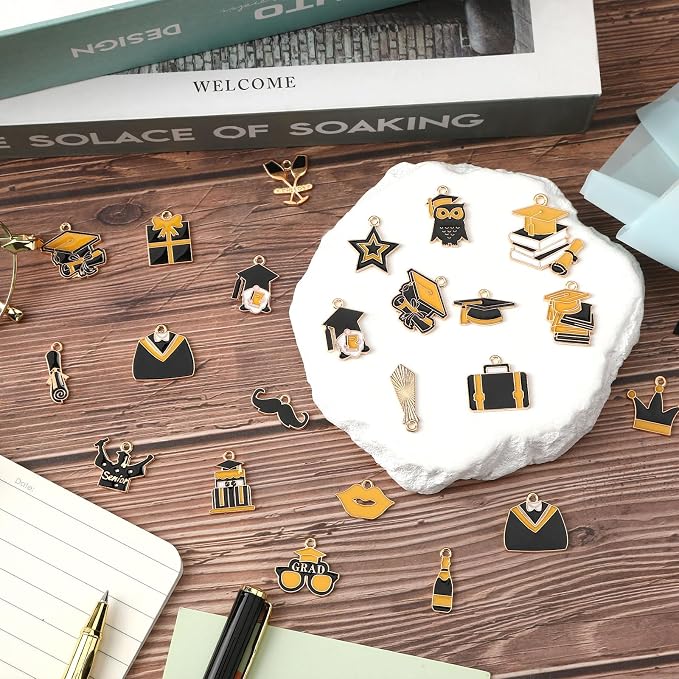 MARFOREVER 40Pcs/20 Pairs Graduation Charms, Graduation Cap Charms - Image 3