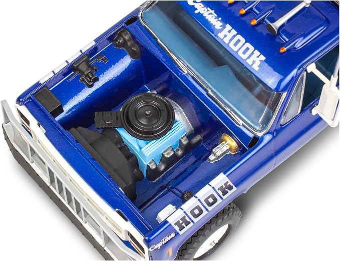 Revell 14590 1979 GMC Wrecker “Captain Hook” 1:25 Scale 57-Piece Skill Level 4 - Image 6