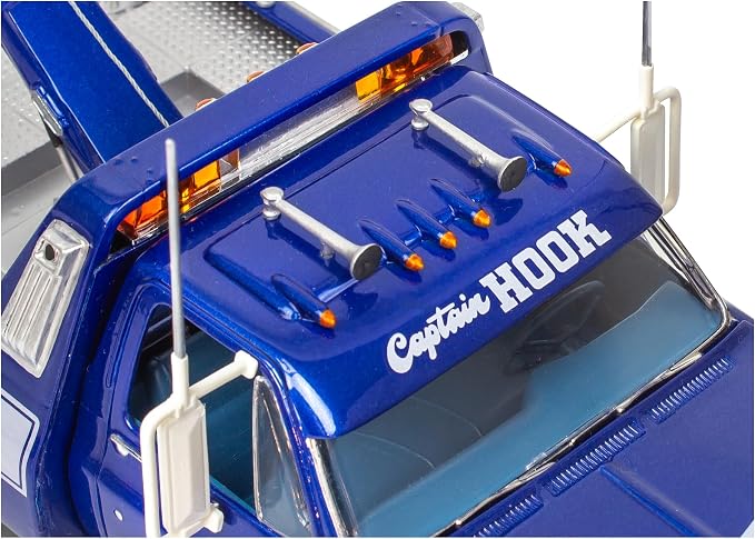 Revell 14590 1979 GMC Wrecker “Captain Hook” 1:25 Scale 57-Piece Skill Level 4 - Image 8