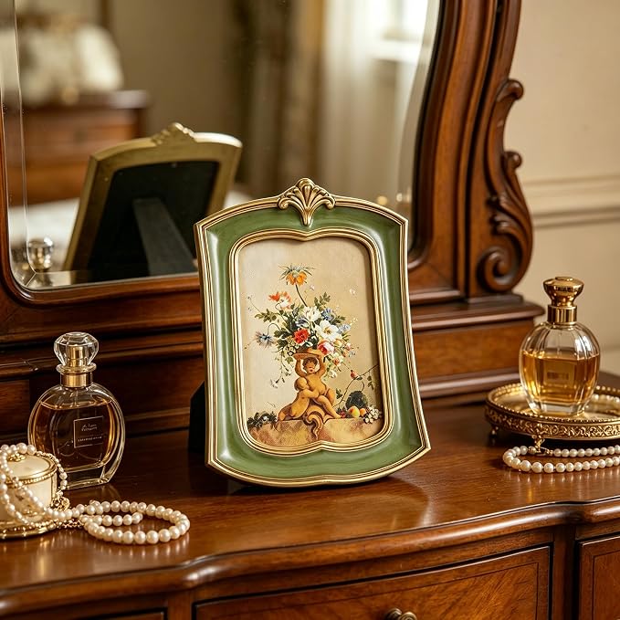 Vintage Picture Frame 2.5x3.5 Antique Ornate Photo Frame Tabletop and Wall - Image 3