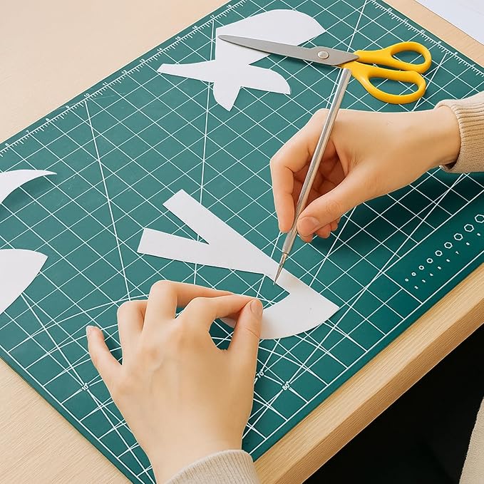 Self Healing PVC Cutting Mat, A2 | 2 pcs, Gridded Rotary Cutting Board - Image 6