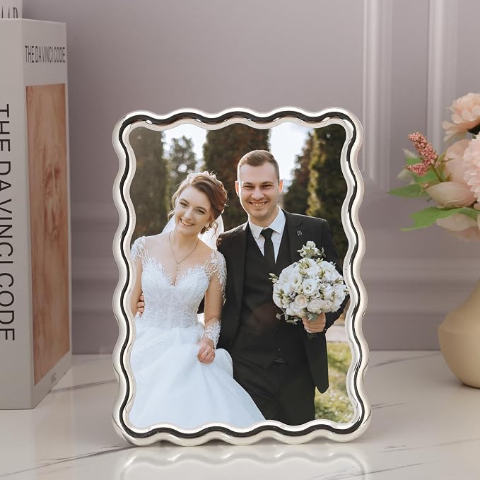 Silver 5x7'' Wave Design Photo Frame, High-End Heavy Duty Metal Picture Frames - Image 2