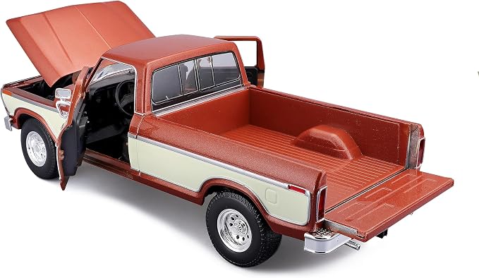 Maisto 1:18 Scale Model Compatible - Image 5