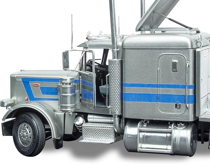 Revell 85-2627 Peterbilt 359 1:25 Scale 302-Piece Skill Level 5 Model Car - Image 5