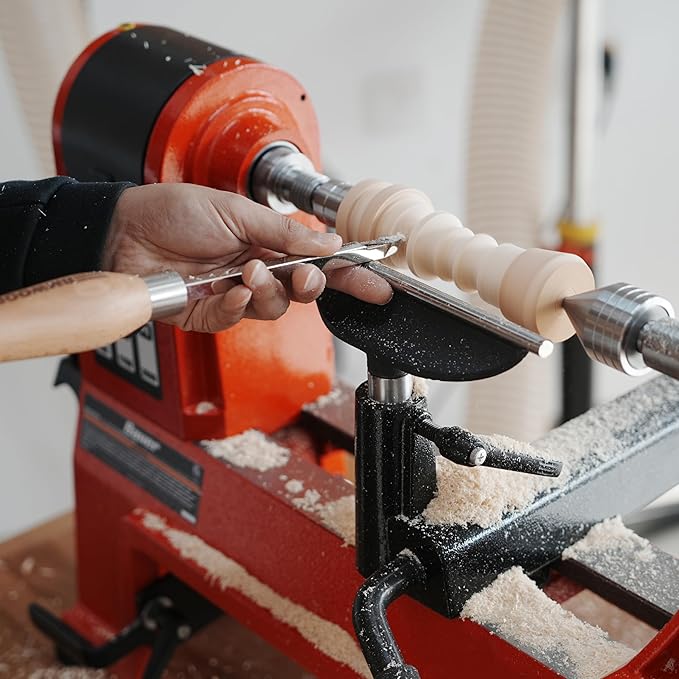 Overall length:18 3/4". Carbide Tipped Detailer Chisel For Woodturning, Beech handle length: 12 1/2", Tool bar length: 6 1/4", with 28 * 10 * 2.5mm-35°TCT DIAMOND BLADE.