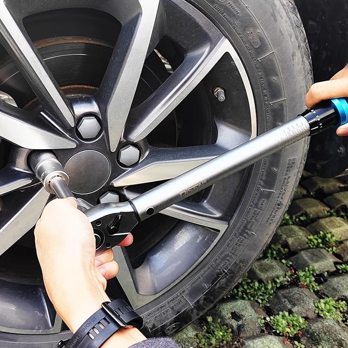 DISEN 1/2-Inch Drive Click Torque Wrench, 30-170 ft.lb/40-220Nm Torque Wrench, 72 Tooth Dual-Direction Adjustable Ratchet Torque Wrench for Bike, Motorcycle and Car Repair