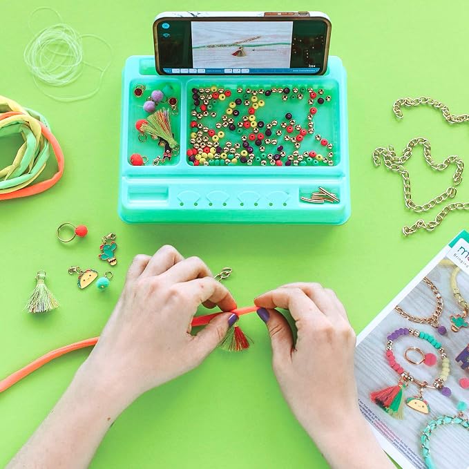 Make It Real: Neo-Brite Chains & Charms Kit - Image 5