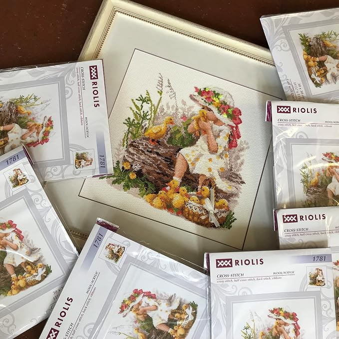 RIOLIS - Girl with Ducklings 1781, Animals Cross Stitch Kits 11, Cross Stitch - Image 2