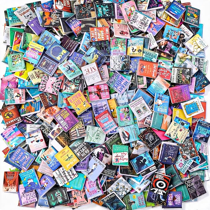 DIYDEC 500pcs Mini Books Miniatures Dollhouse Books by DIYDEC